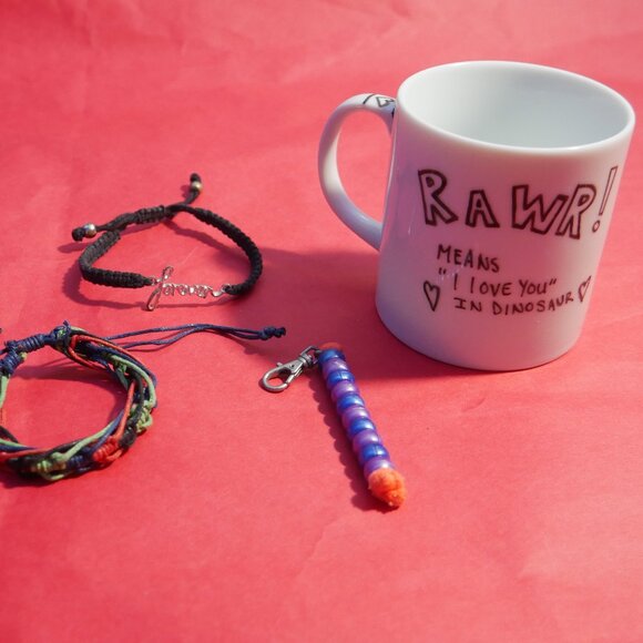 Bundle - Picture 2 of 2